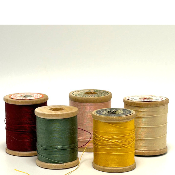 Vintage Thread On Wooden Spools Lot of 32 - Picture 5 of 12